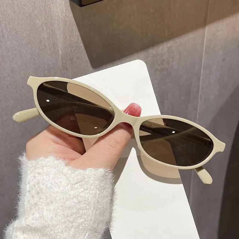 New Retro Sexy Cat Eye Sunglas - Vintage Fashion Images 评论和价格