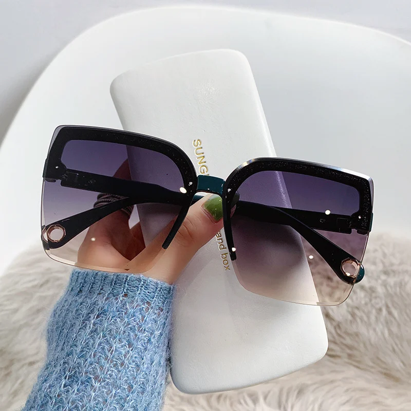 Oversized Sunglasses Man Woman - Vintage Fashion Images 评论和价格
